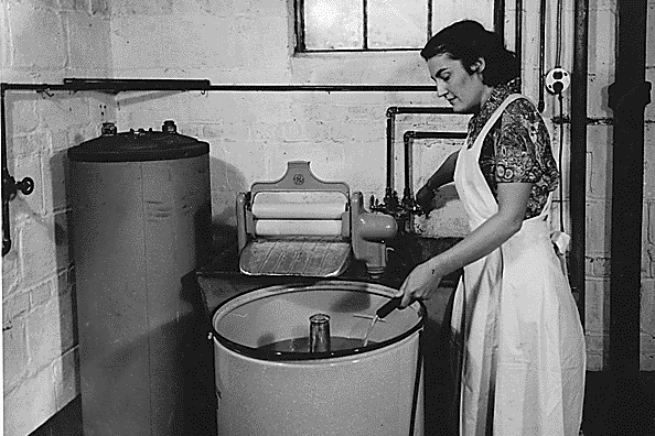 Wringer-washing-machine