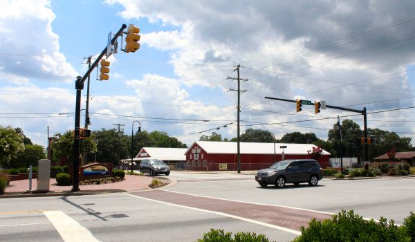 Main-Street-Travelers-Rest-intersection